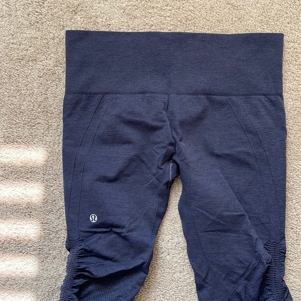 Lululemon crop leggings